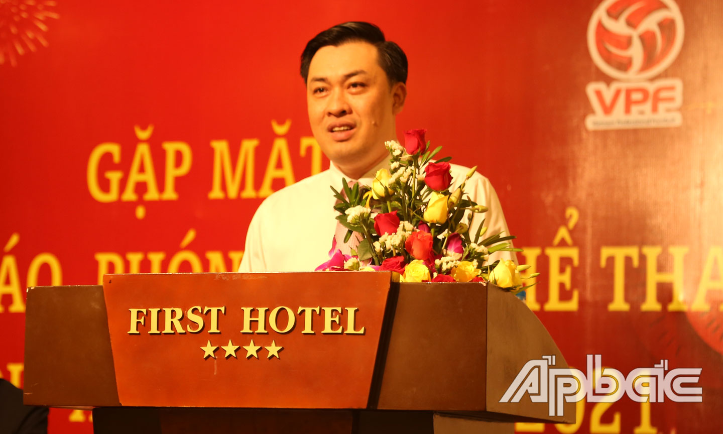 Phó chủ tịch LĐBĐVN Cao Văn Chóng phát biểu tại buổi lễ. Ảnh: Tuấn Hữu
