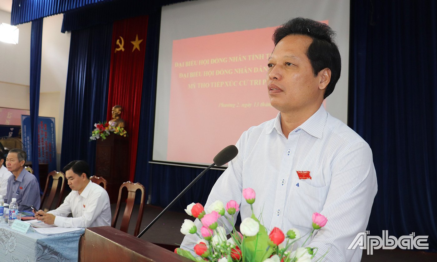 Đại biểu HĐND tỉnh Nguyễn Thành Diệu trả lời các ý kiến cử tri