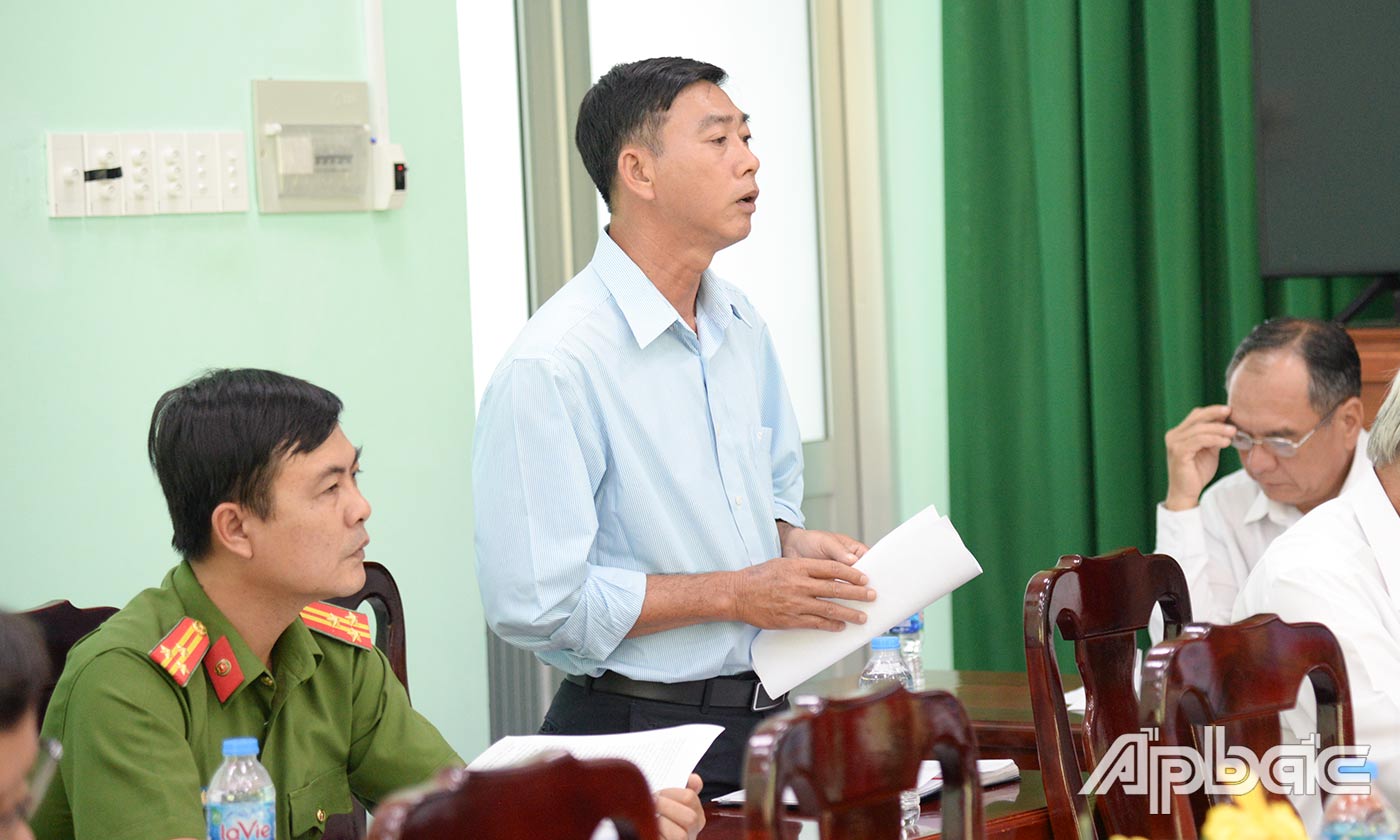 Giám đốc Cơ sở Cai nghiện ma túy tỉnh Tiền Giang Nguyễn Hoàng Thanh báo cáo tóm tắt tình hình hoạt động của đơn vị.