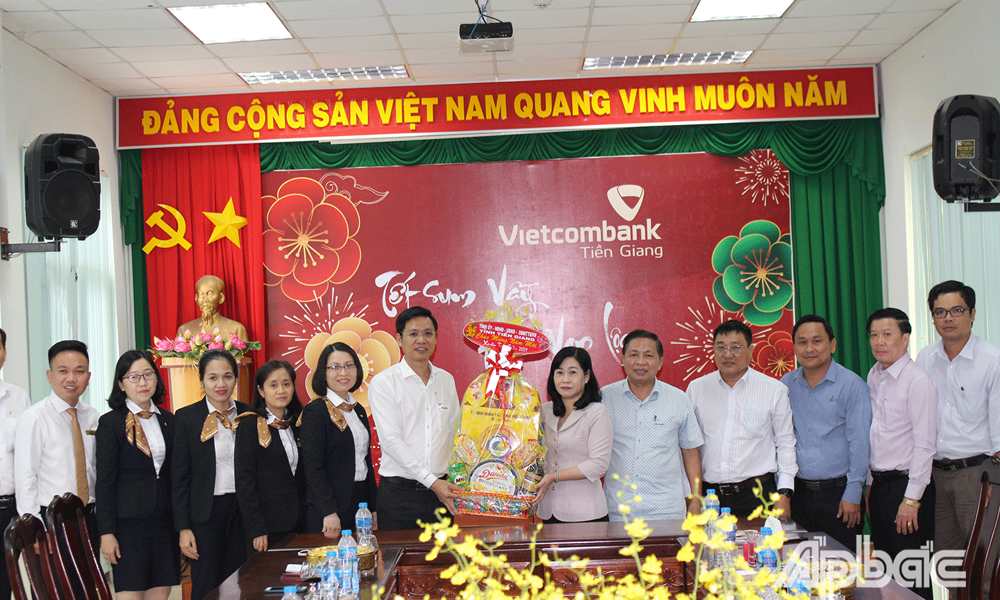 Ngân hàng Thương mại Cổ phần Ngoại thương Việt Nam, chi nhánh tỉnh Tiền Giang (TP. Mỹ Tho)