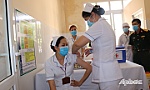 Bệnh viện Quân y 120 tiêm vắc xin phòng Covid-19 cho nhân viên