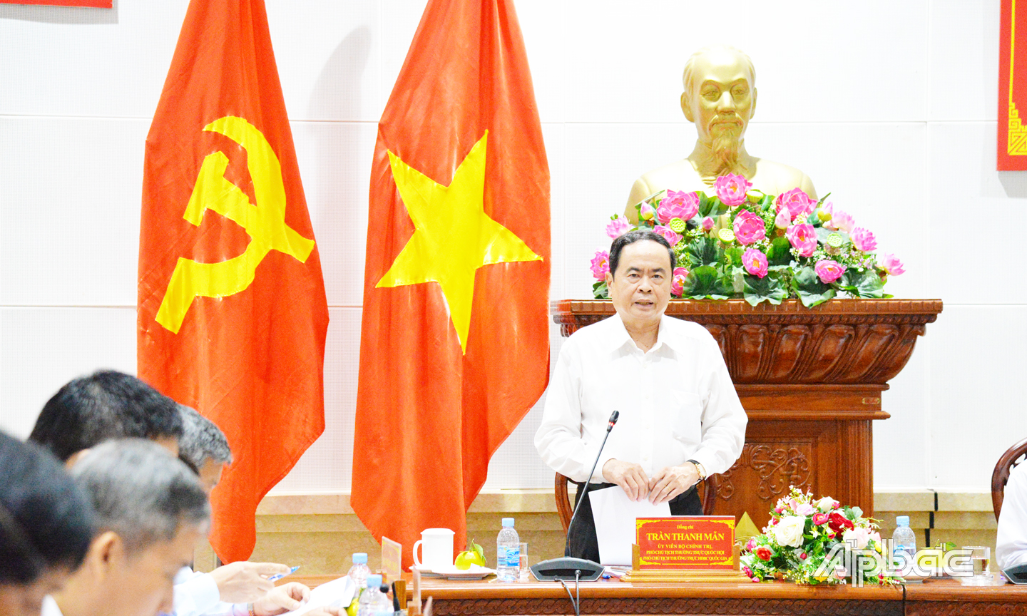 Phó Chủ tịch Quốc hội, Phó Chủ tịch Hội đồng bầu cử quốc gia Trần Thanh Mẫn ghi nhận sự cố gắng, chủ động, nghiêm túc của Ủy ban bầu cử tỉnh Tiền Giang trong công tác chuẩn  cuộc bầu cử. 