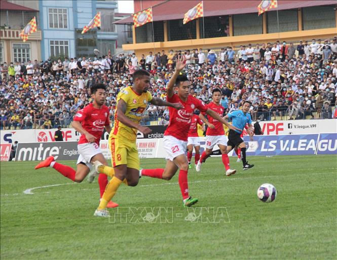 CLB TP Hồ Chí Minh phải nhận nhiều án phạt sau trận đấu với Thanh Hóa ở vòng 9 V-League 2021. Ảnh: VFF.