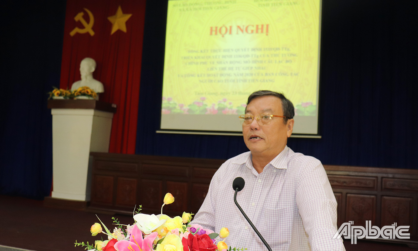 Chủ tịch Hội Người Cao tuổi tỉnh Tiền Giang Đõ Tấn Minh phát biểu tại hội nghị.