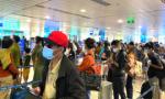 KHẨN: Tạm dừng nhập cảnh Cảng hàng không quốc tế Tân Sơn Nhất