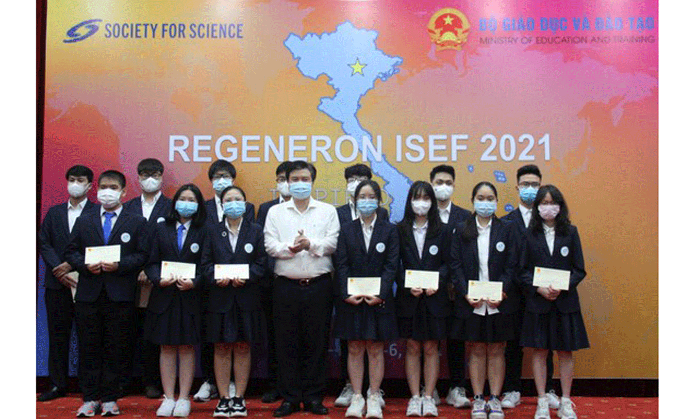 Học sinh Việt Nam tham gia ISEF 2021.