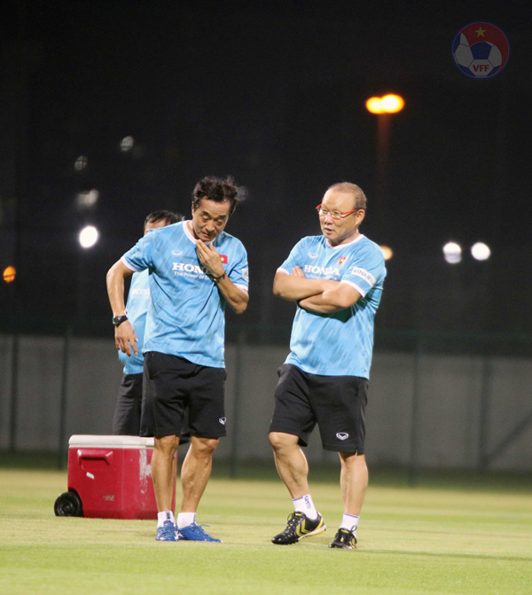 Trợ lý Lee Young-jin đã hiểu tất cả đấu pháp của HLV Park Hang-seo dành cho đội tuyển UAE.