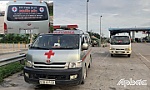 Bắt quả tang xe cấp cứu chở 3 người từ TP. Hồ Chí Minh đi Vĩnh Long trái quy định