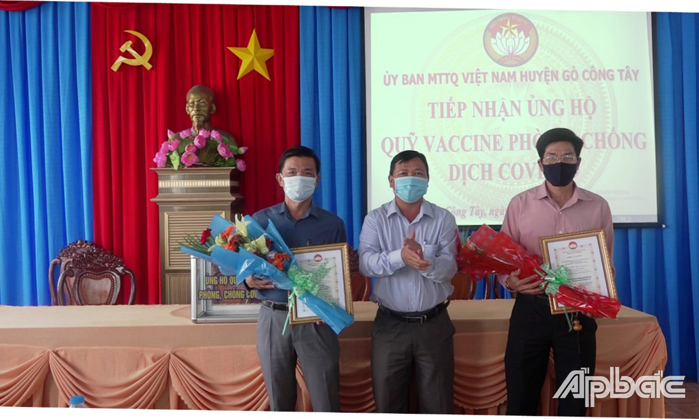 Lãnh đạo MTTQ Việt Nam huyện Gò Công Tây cảm ơn 