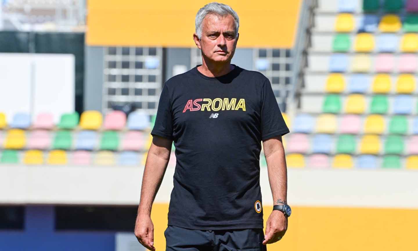 Mourinho đang trở nên trầm lặng hơn khi làm việc tại AS Roma. Ảnh: Vietnamnet.vn