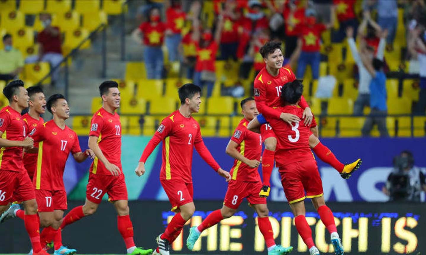 Đội tuyển Việt Nam có khởi đầu như mơ sau với bàn thắng mở tỷ số ở phút thứ 3 của Quang Hải. Ảnh: Vietnamnet.vn