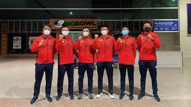 Members of the Vietnamese tennis team pose for a group photo (Photo: VNA).