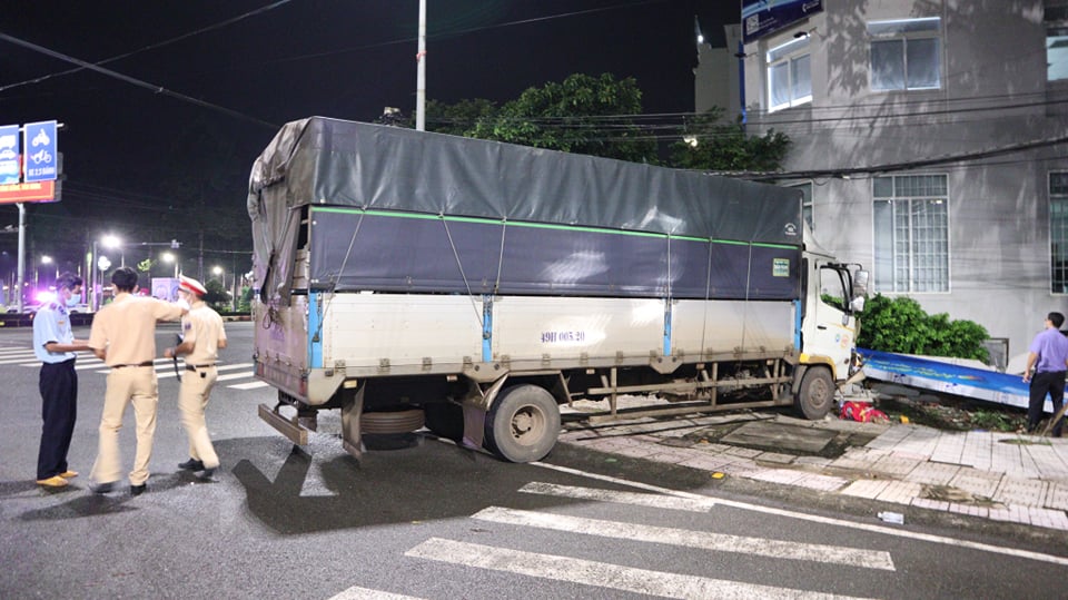 Một vụ tai nạn giao thông trên địa bàn thành phố Đồng Xoài, Bình Phước, ngày 10/9. Ảnh: Đậu Tất Thành/TTXVN