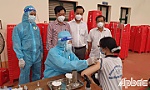 Trên 2.000 học sinh Trường THPT Nguyễn Đình Chiểu được tiêm vắc xin Covid-19