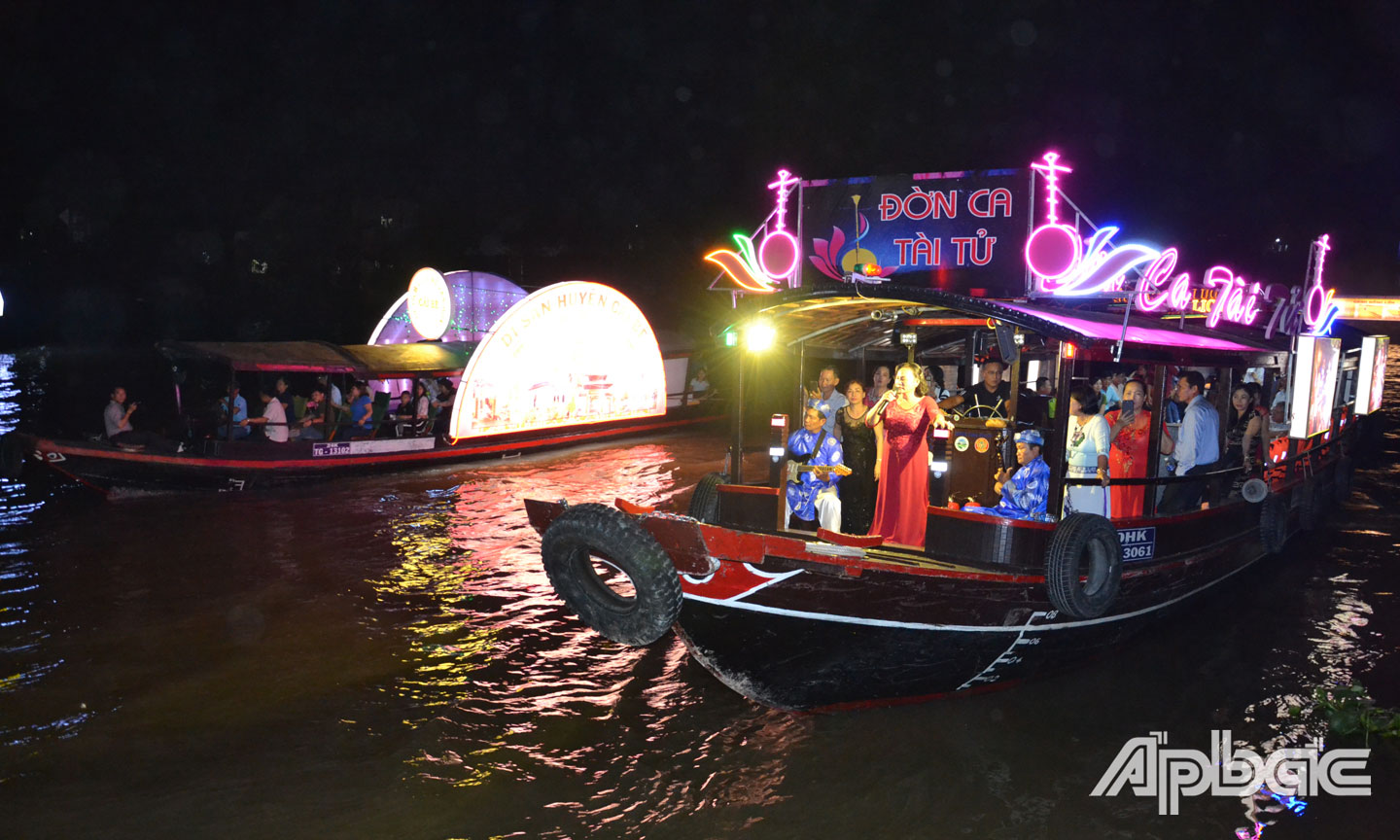 Lễ hội Văn hóa du lịch Làng cổ Đông Hòa Hiệp, huyện Cái Bè năm 2019.                                                                                        Ảnh: PV
