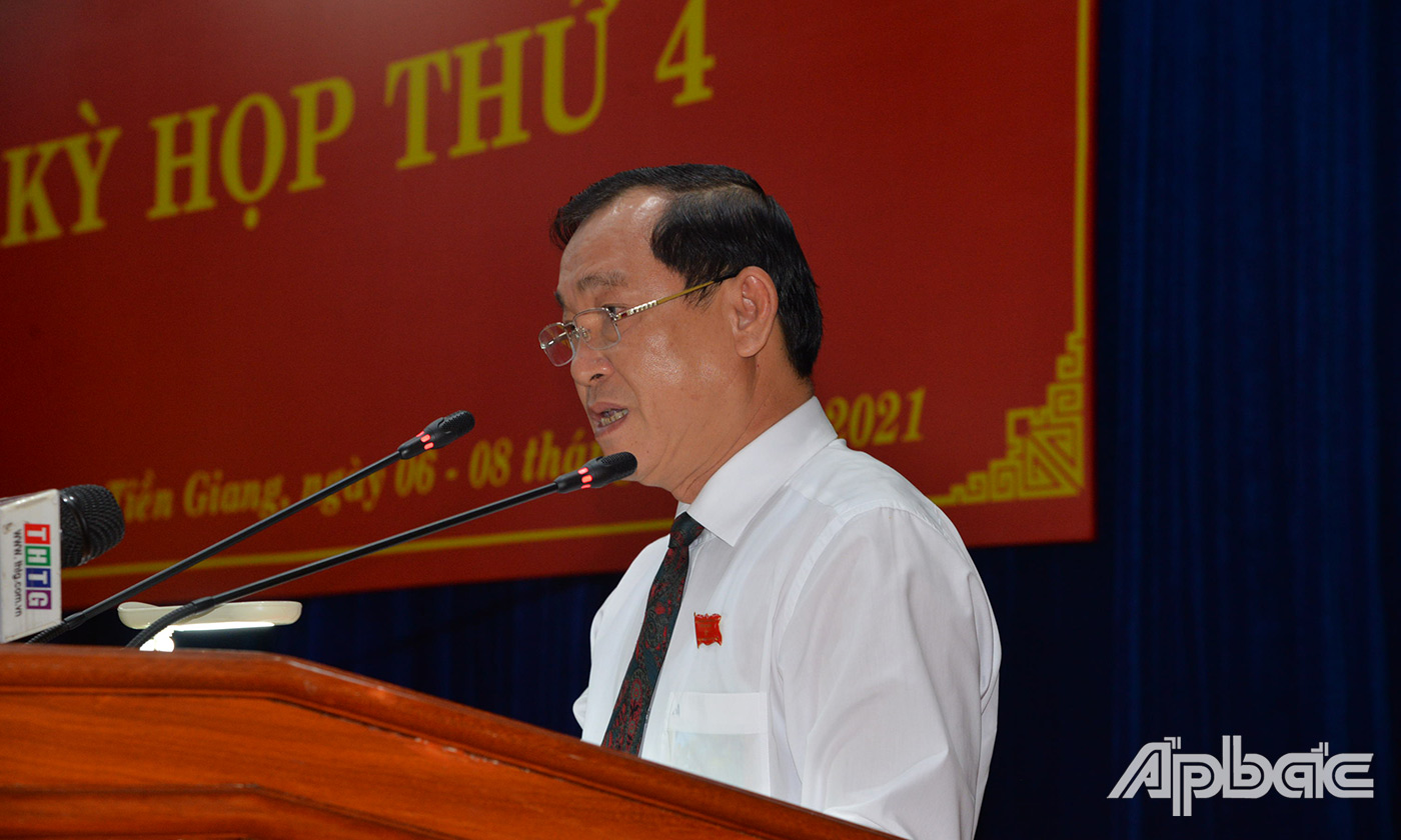 Chủ tịch UBND tỉnh  Nguyễn Văn Vĩnh phát biểu chỉ đạo hội nghị