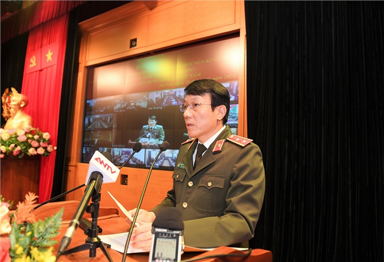 Thứ trưởng Bộ Công An Lương Tam Quang phát biểu tại Hội nghị. Ảnh: Phan Anh.