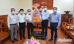 Đồng chí Nguyễn Chí Trung thăm, chúc tết tại huyện Chợ Gạo