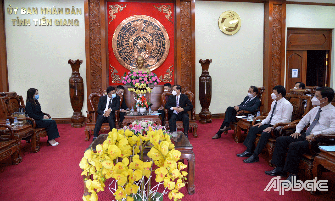 Chủ tịch UBND tỉnh Nguyễn Văn Vĩnh đã tiếp Ngài Modan Mohan Sethi, Tổng Lãnh sự Ấn Độ tại TP. Hồ Chí Minh đến chào xã giao.