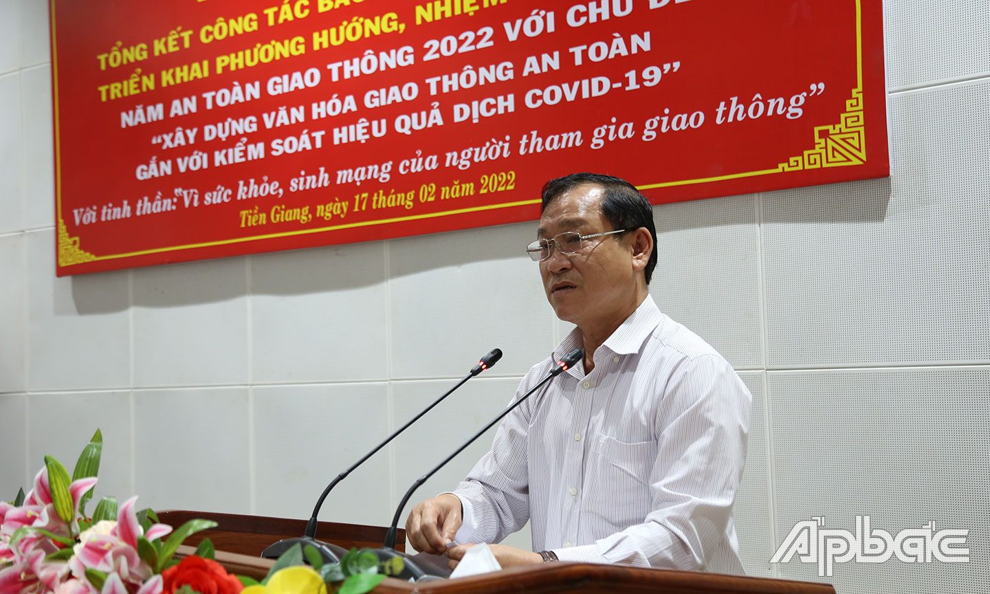 Đồng chí Nguyễn  Văn Vĩnh chỉ đạo tại hội nghị.