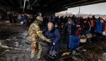 Ukraine mở 7 hành lang nhân đạo để sơ tán dân khỏi vùng chiến sự
