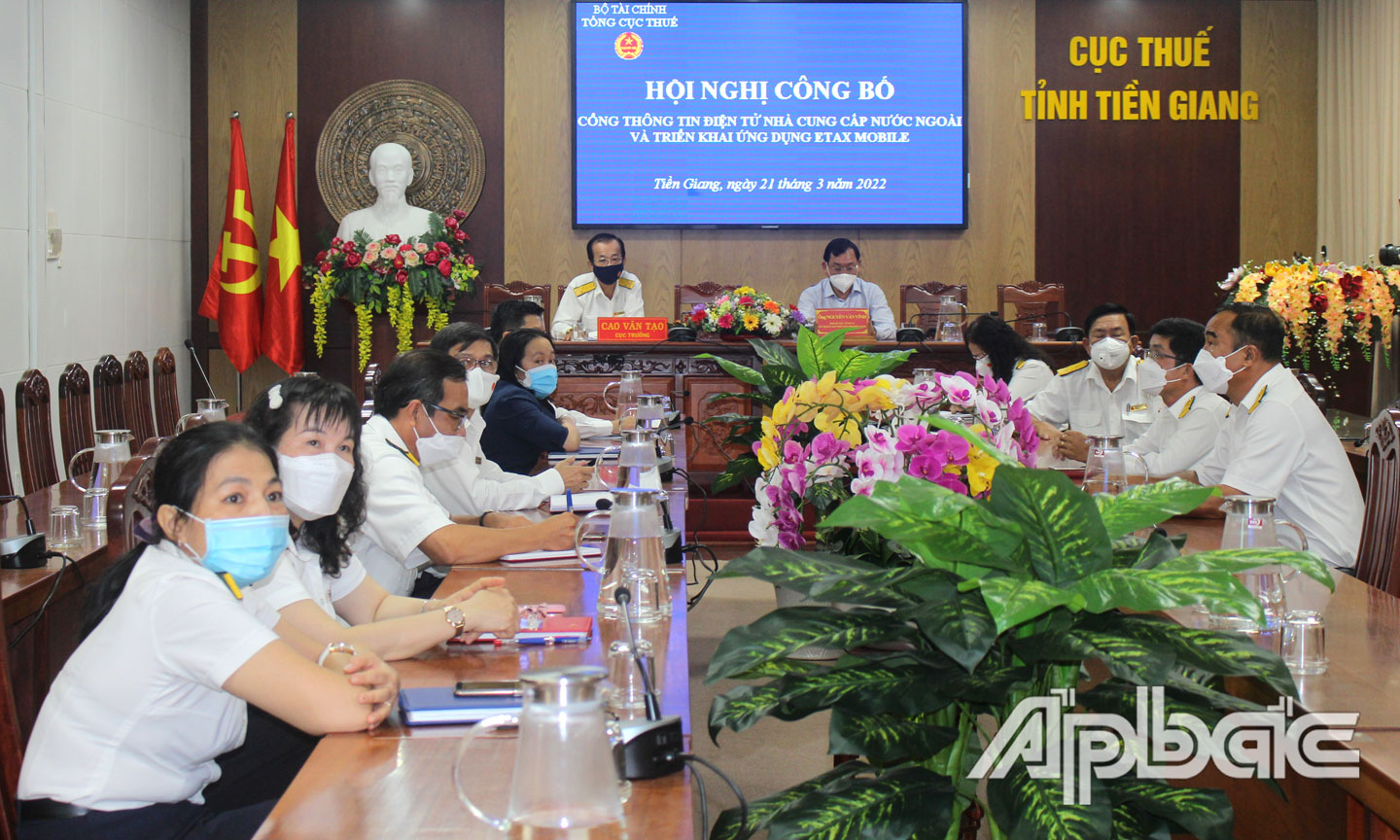 Quang cảnh hội nghị trực tuyến tại điểm cầu tỉnh Tiền Giang.