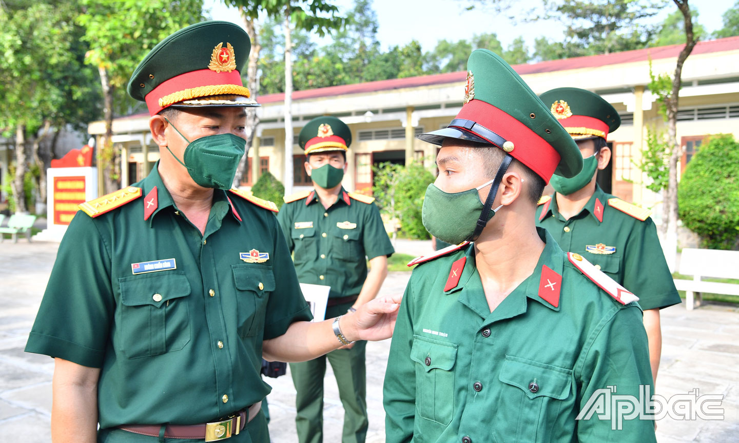 Quân khu 9: Kiểm tra công tác huấn luyện chiến sĩ mới tại Tiền Giang