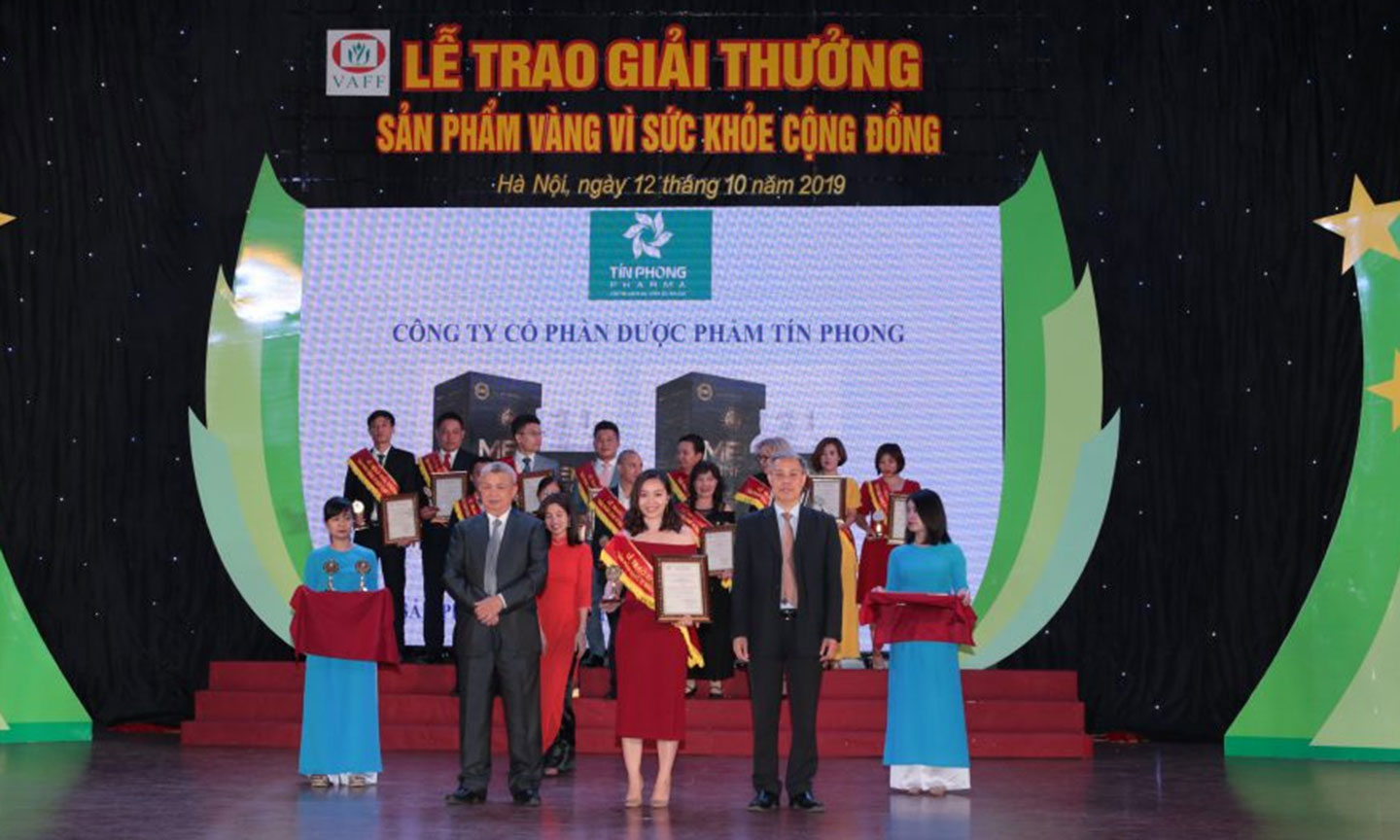 Công ty CPDP Tín Phong vinh dự nhận giải thưởng “Sản phẩm vàng vì sức khỏe cộng đồng.