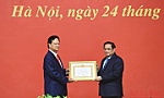 Trao Huy hiệu 55 năm tuổi Đảng tặng nguyên Thủ tướng Nguyễn Tấn Dũng