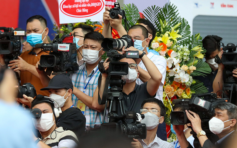 Nâng cao đạo đức cách mạng, quét sạch chủ nghĩa cá nhân theo tư tưởng, đạo đức, phong cách Hồ Chí Minh tại các cơ quan báo chí
