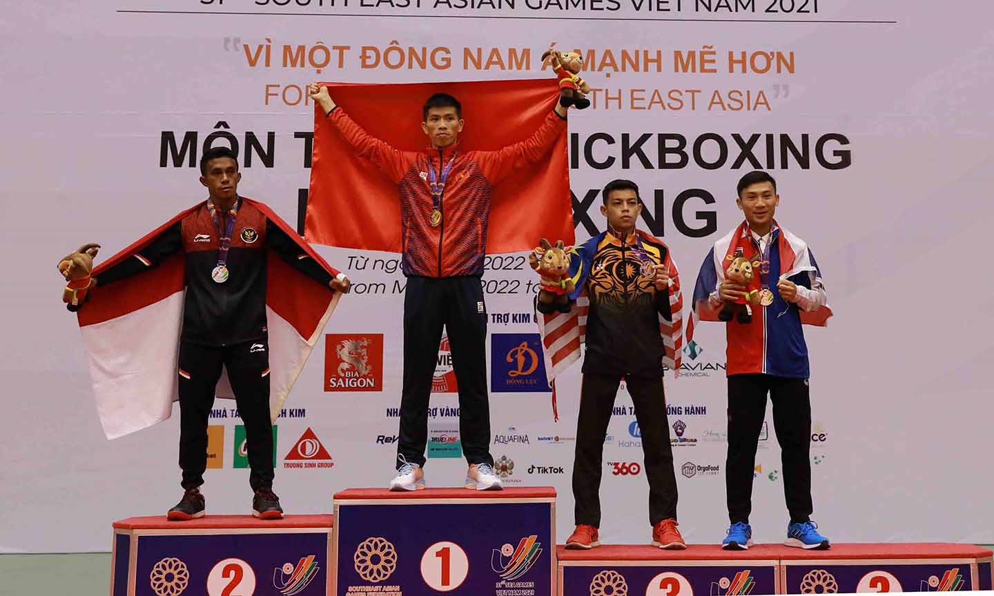 Võ sĩ Huỳnh Văn Tuấn đoạt HCV ở hạng cân 51 kg của bộ môn Kick-boxing.