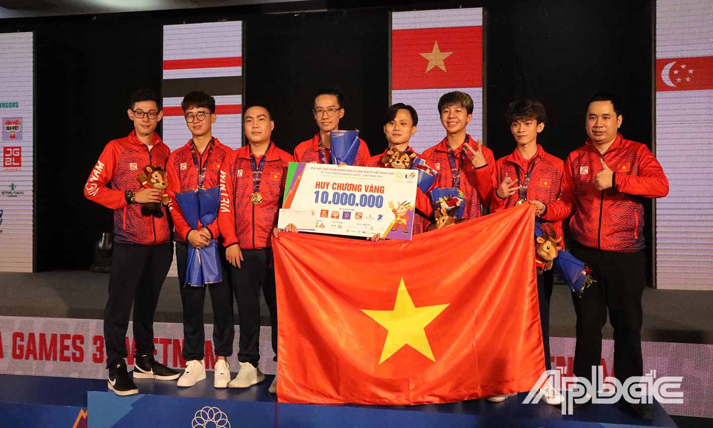 Đội tuyển Việt Nam được thưởng nóng sau khi giành tấm HCV lịch sử ở nội dung Liên minh huyền thoại: Tốc chiến.