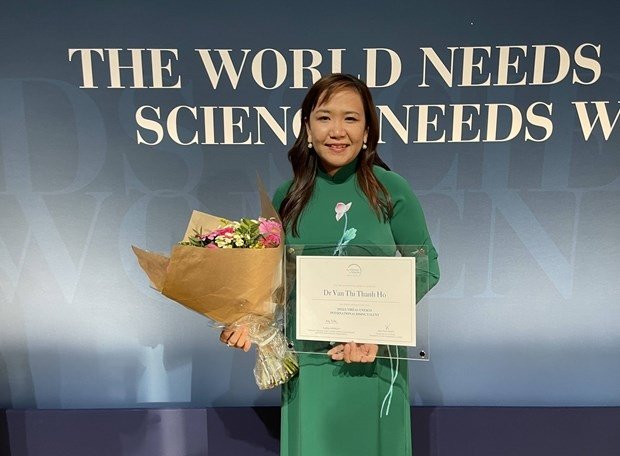 Scientists honoured with L'Oréal-UNESCO International Rising Talent Award