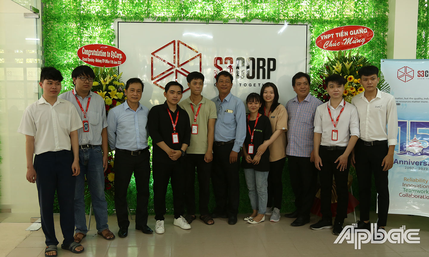 Thầy trường ĐH Tiền Giang chúc mừng các sinh viên đến thực tập và làm việc tại S3 Corp