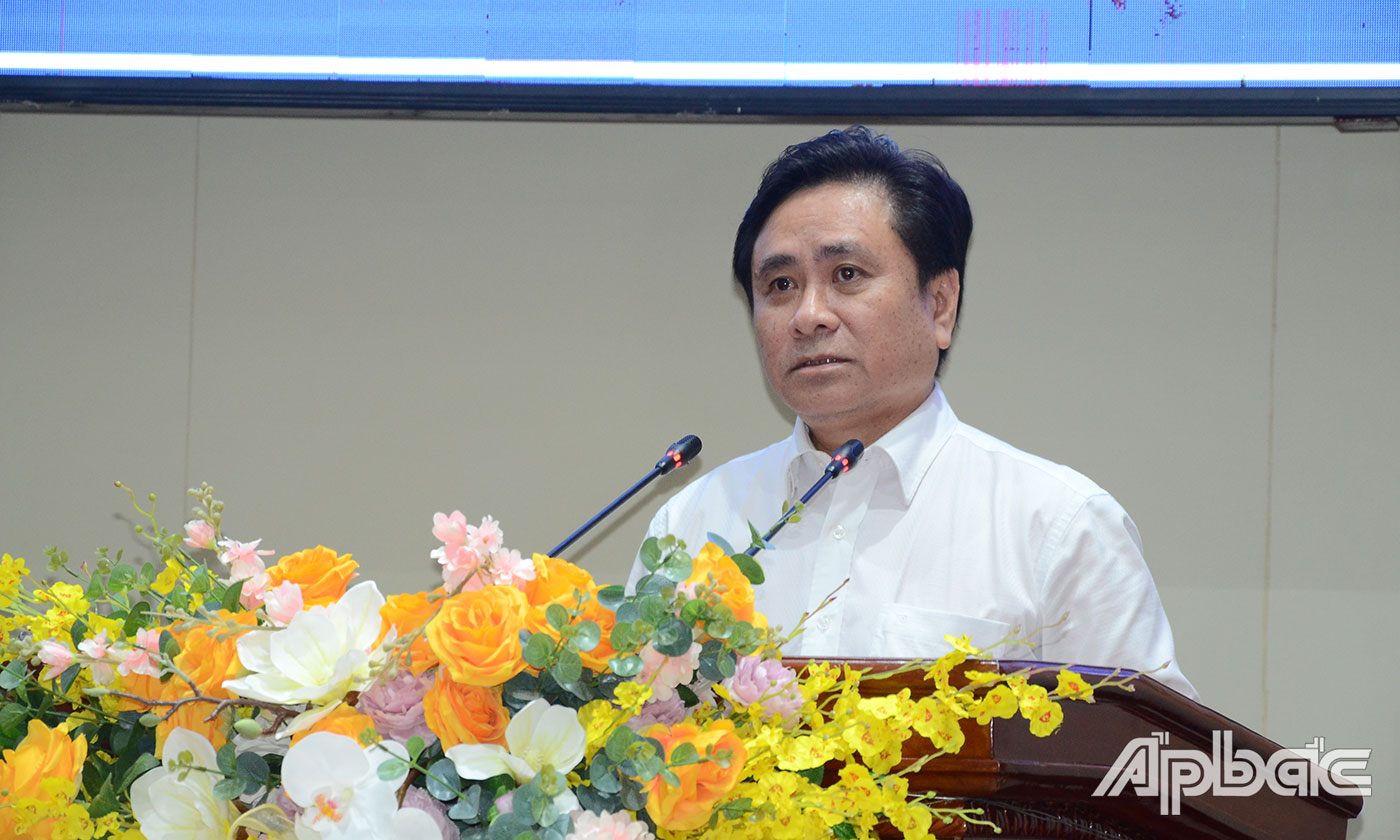 Đồng chí Trần Văn Dũng phát biểu tại hội nghị.