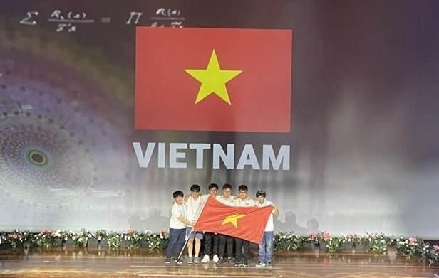 Vietnamese students participating in the 2022 International Mathematical Olympiad (Photo: VNA).