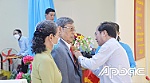 Nguyên Trưởng Ban Tuyên giáo Tỉnh ủy Trần Thanh Hải nhận Huy hiệu 60 năm tuổi Đảng