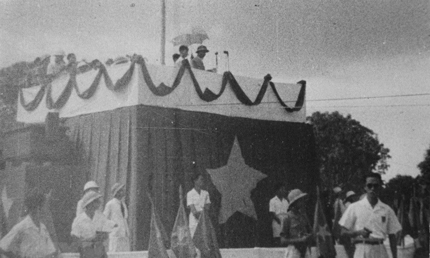 8 - Chủ tịch Hồ Chí Minh đọc Tuyên ngôn Độc lập trong ngày 2/9/1945. (Nguồn: Tư liệu TTXVN)