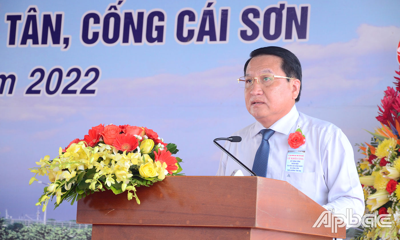 Phó Chủ tịch UBND tỉnh Phạm Văn Trọng phát biểu chỉ đạo tại Lễ khởi công.