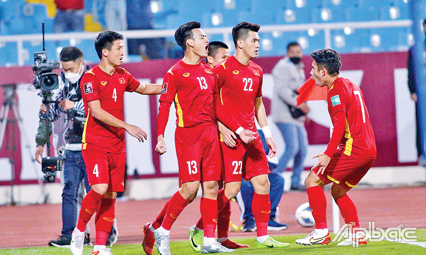 Khó kỳ vọng Đội tuyển Việt Nam trình diễn lối chơi mới với những nhân tố cũ như hiện tại.