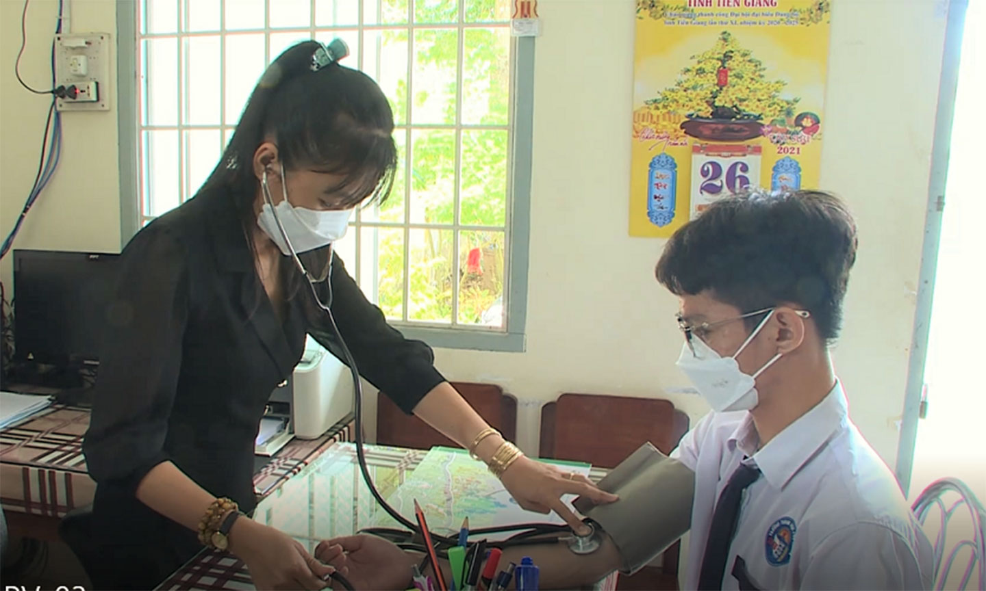 Công tác chăm sóc sức kỏe ban đầu tại trường THPT huyện Chợ Gạo.