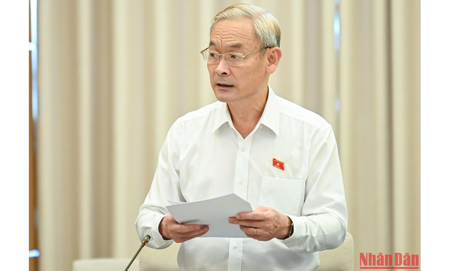 Chủ nhiệm Ủy ban Tài chính, Ngân sách của Quốc hội Nguyễn Phú Cường trình bày báo cáo về dự thảo Kế hoạch giám sát chi tiết.