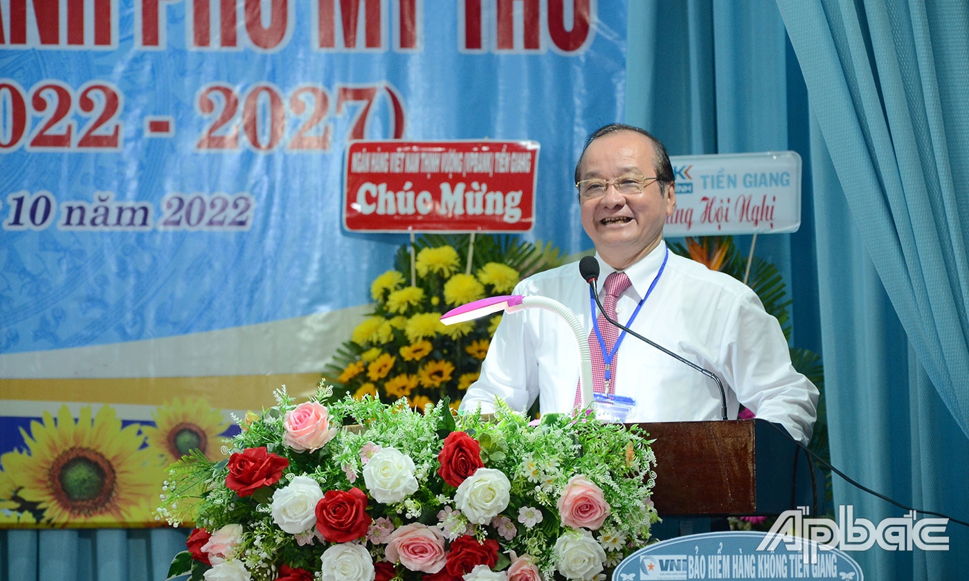 Tiến sĩ Trần Thanh Đức phát biểu tại đại hội.