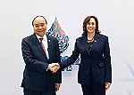 Chủ tịch nước Nguyễn Xuân Phúc gặp Phó Tổng thống Mỹ Kamala Harris