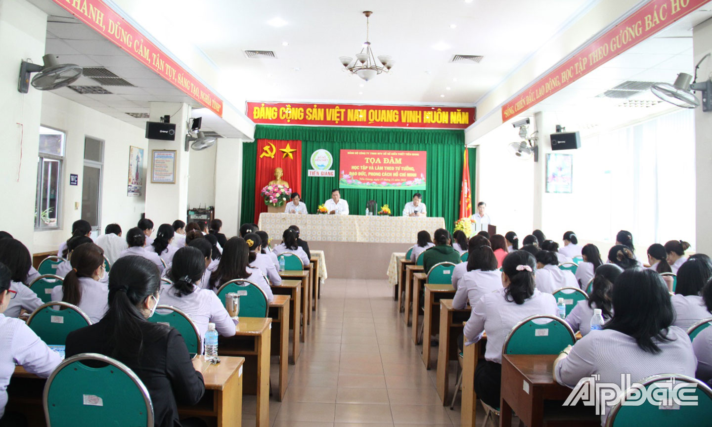 Tọa đàm học tập và làm theo tư tưởng, đạo đức, phong cách Hồ Chí Minh