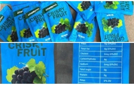 Ma túy được đóng gói với nhãn hiệu “Crispy Fruit” và hình minh họa là chùm nho bị Công an TP Đà Nẵng phát hiện. Ảnh: CTV.