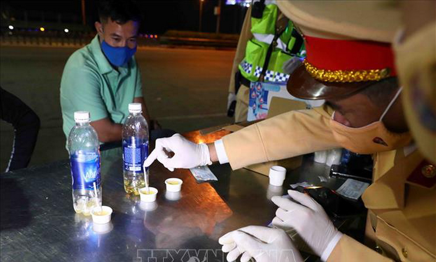 Năm 2022, xảy ra 11.450 vụ tai nạn giao thông, làm chết trên 6.300 người Năm 2022, xảy ra 11.450 vụ tai nạn giao thông, làm chết trên 6.300 người