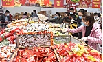 Retailers stockpile goods to meet Lunar New Year demand