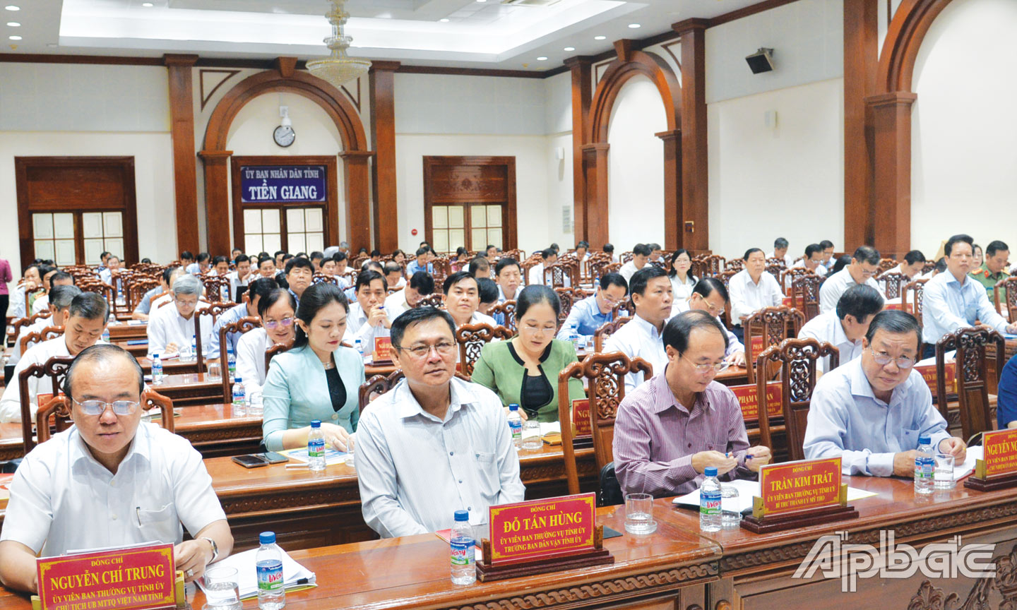 Quang cảnh Hội nghị lần thứ 11, Ban Chấp hành Đảng bộ tỉnh.