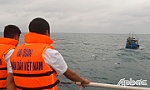 Vùng 2 Hải quân cứu tàu cá và 9 ngư dân bị trôi dạt trên biển